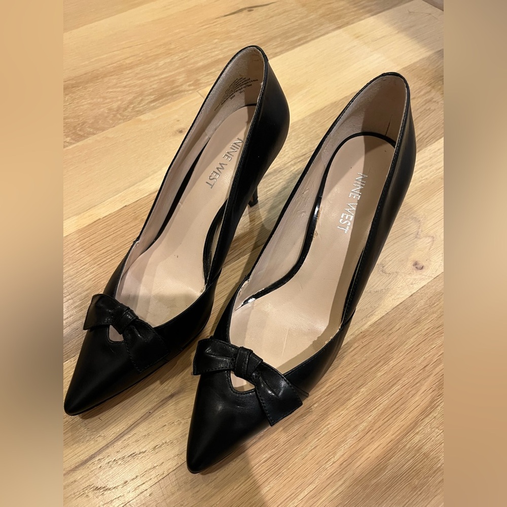 Nine West Black Heels with Bow Accent